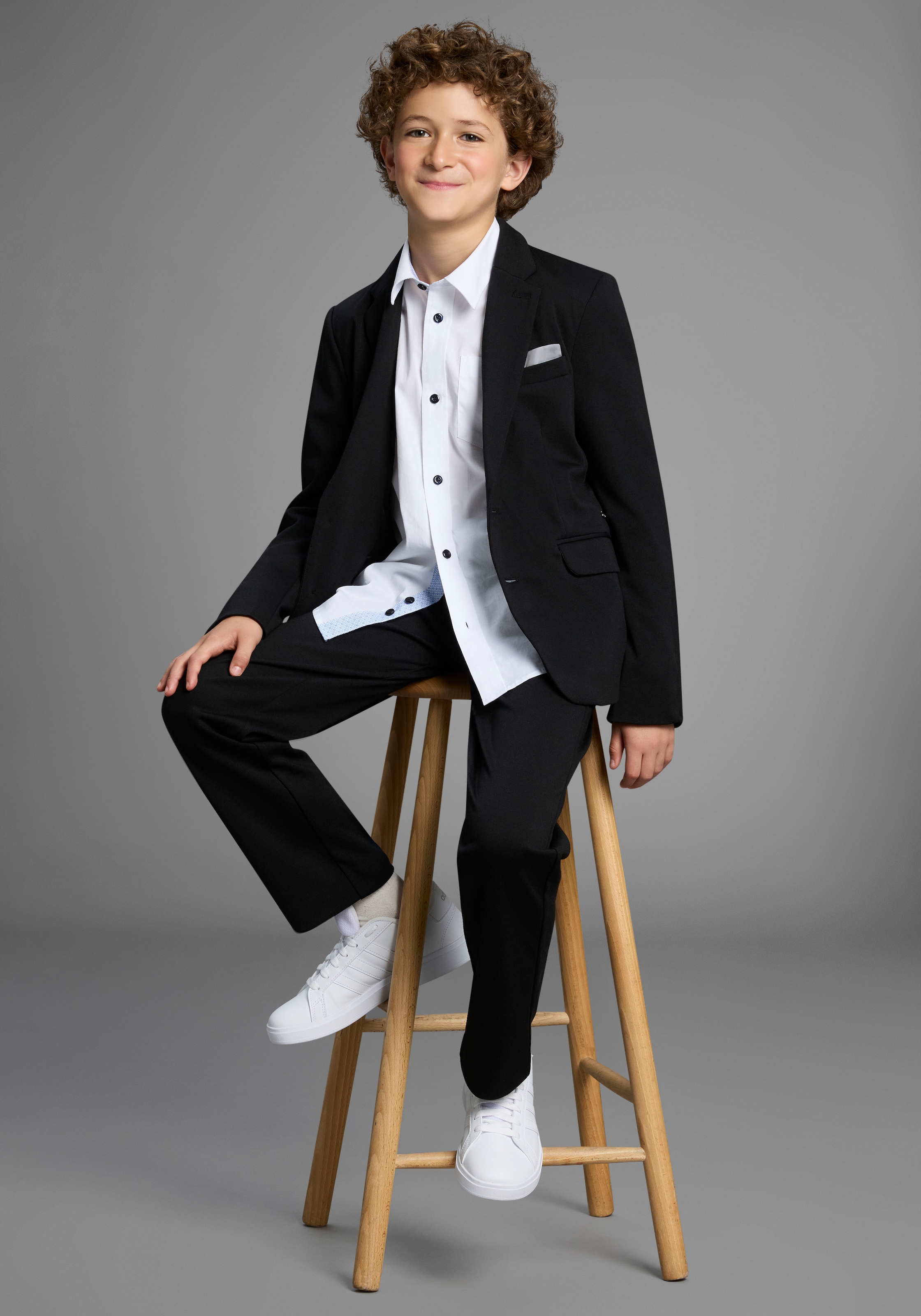 Bruno Banani Anzug »2tlg. Jersey Anzug für Jungen« Set, Sakko & Hose, 2 Stk. tlg. Basic Für jeden Anlass passend. Eleganter Jersey Anzug für TEENS