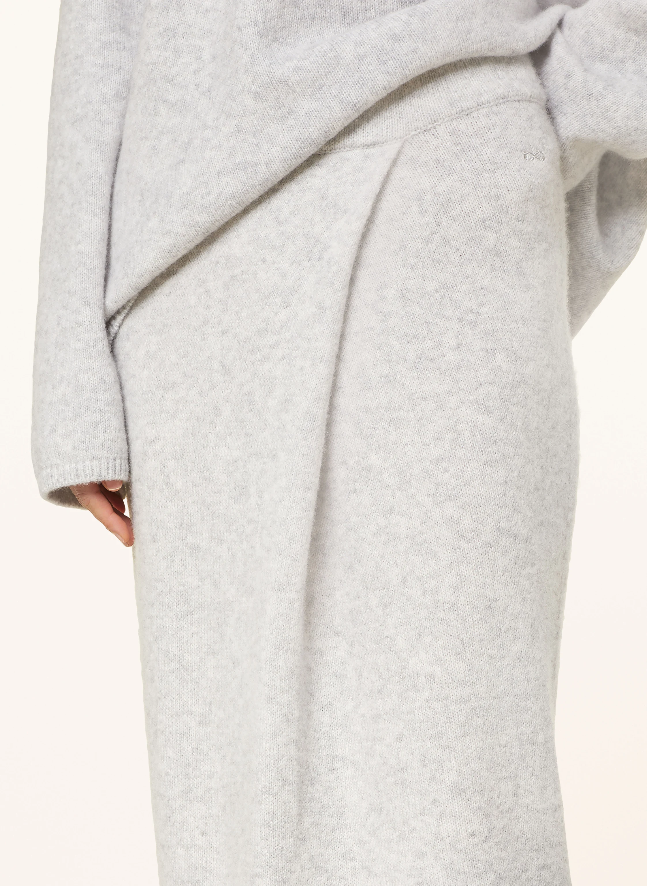 SMINFINITY Cashmere-Rock in Wickeloptik