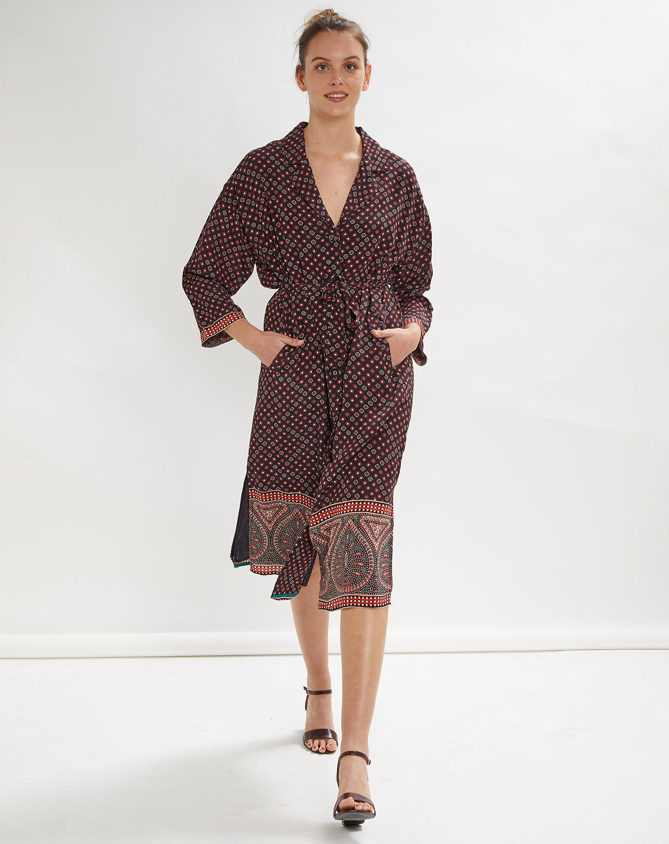 Stella Forest Kimono long et fluide Inès imprimé rouge