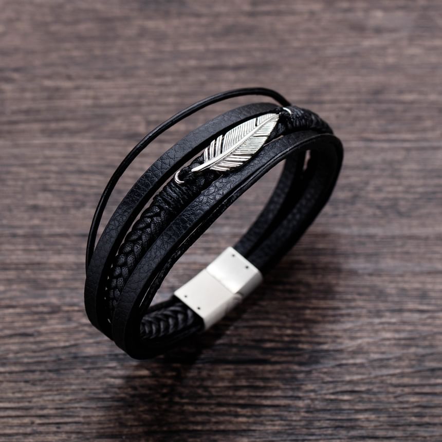 Tenri - Armband met gelaagde imitatieleren veren