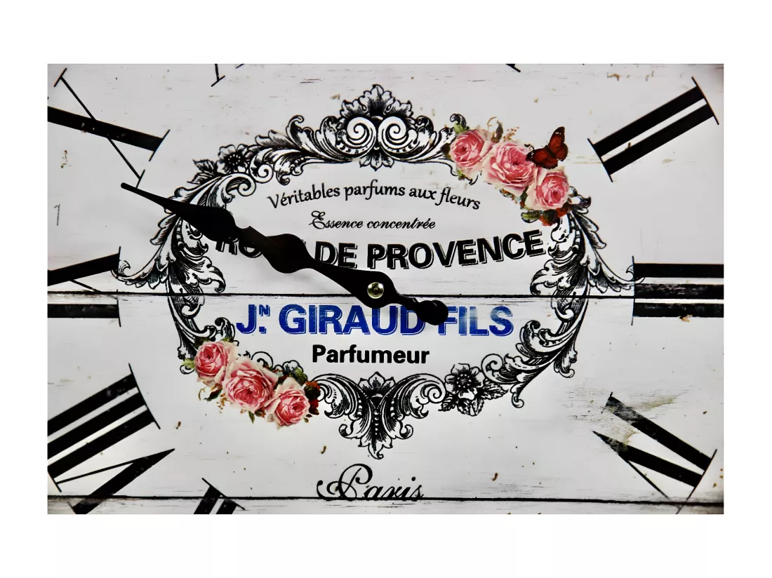 Horloge ancienne murale de provence Métal Blanc - Décoration d'Autrefois