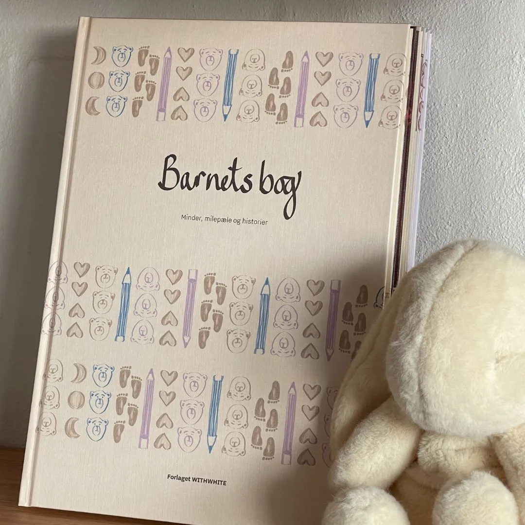 Barnets bog A4 | Julie Dam Andersen
