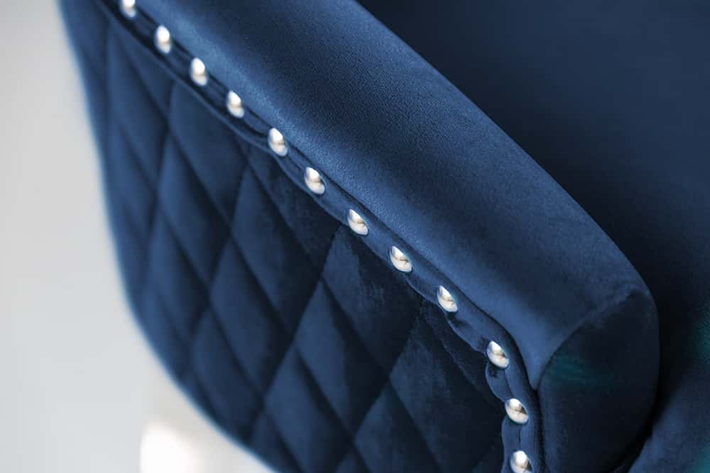 Barock Stuhl CASTLE DELUXE royalblau Samt Löwenkopf Chesterfield Design Esszimmerstuhl Nieten