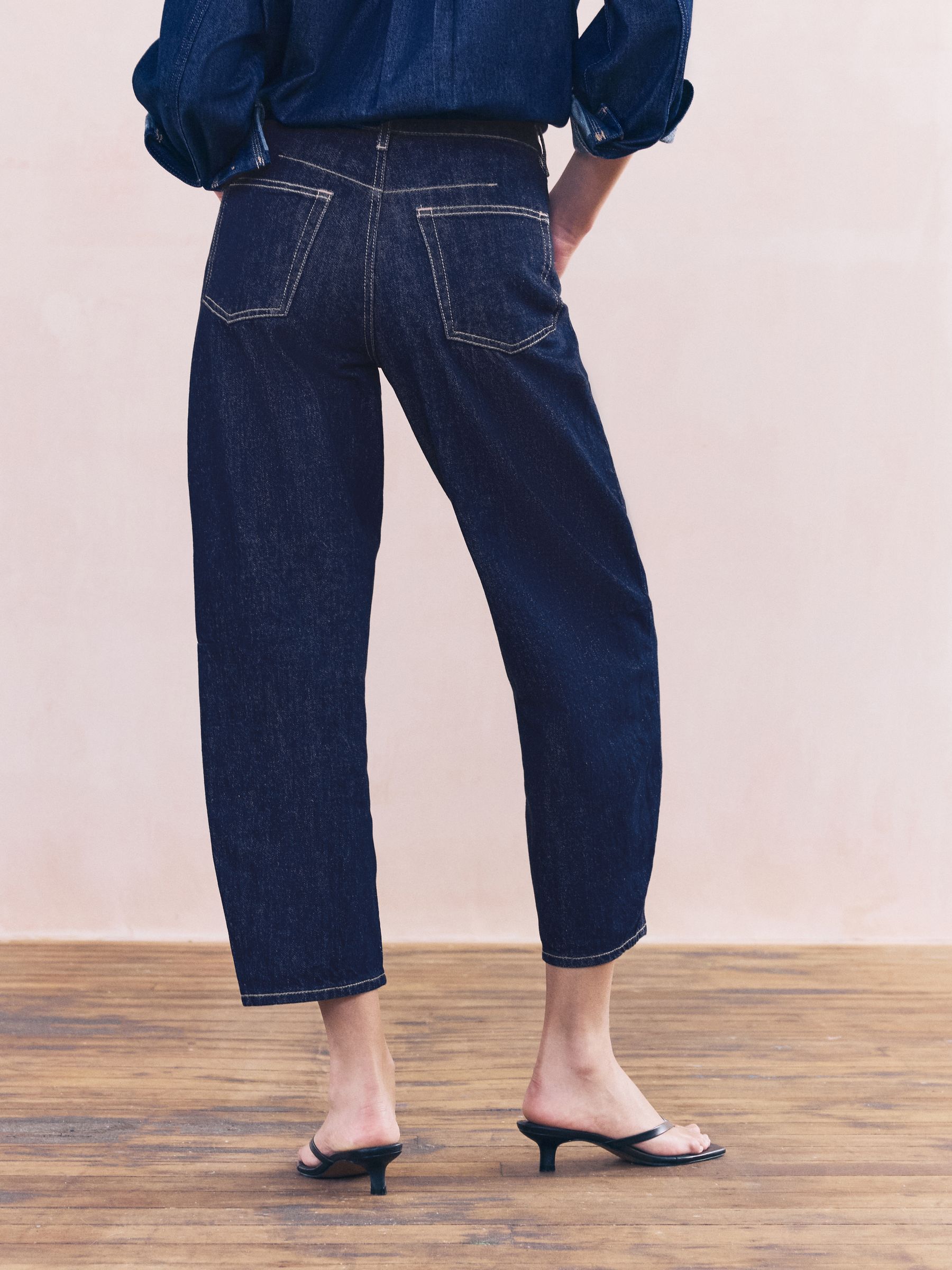 Wassing - Barrel jeans met dartdetail