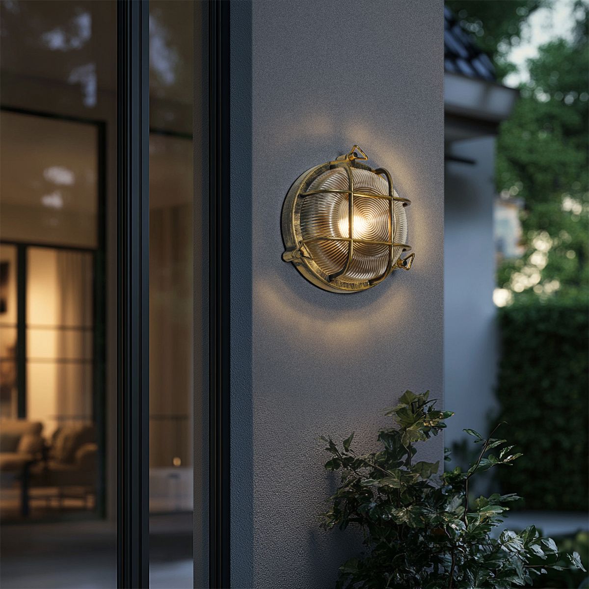 Buiten wand- en plafondlamp antiek goud rond IP44 - Noutica