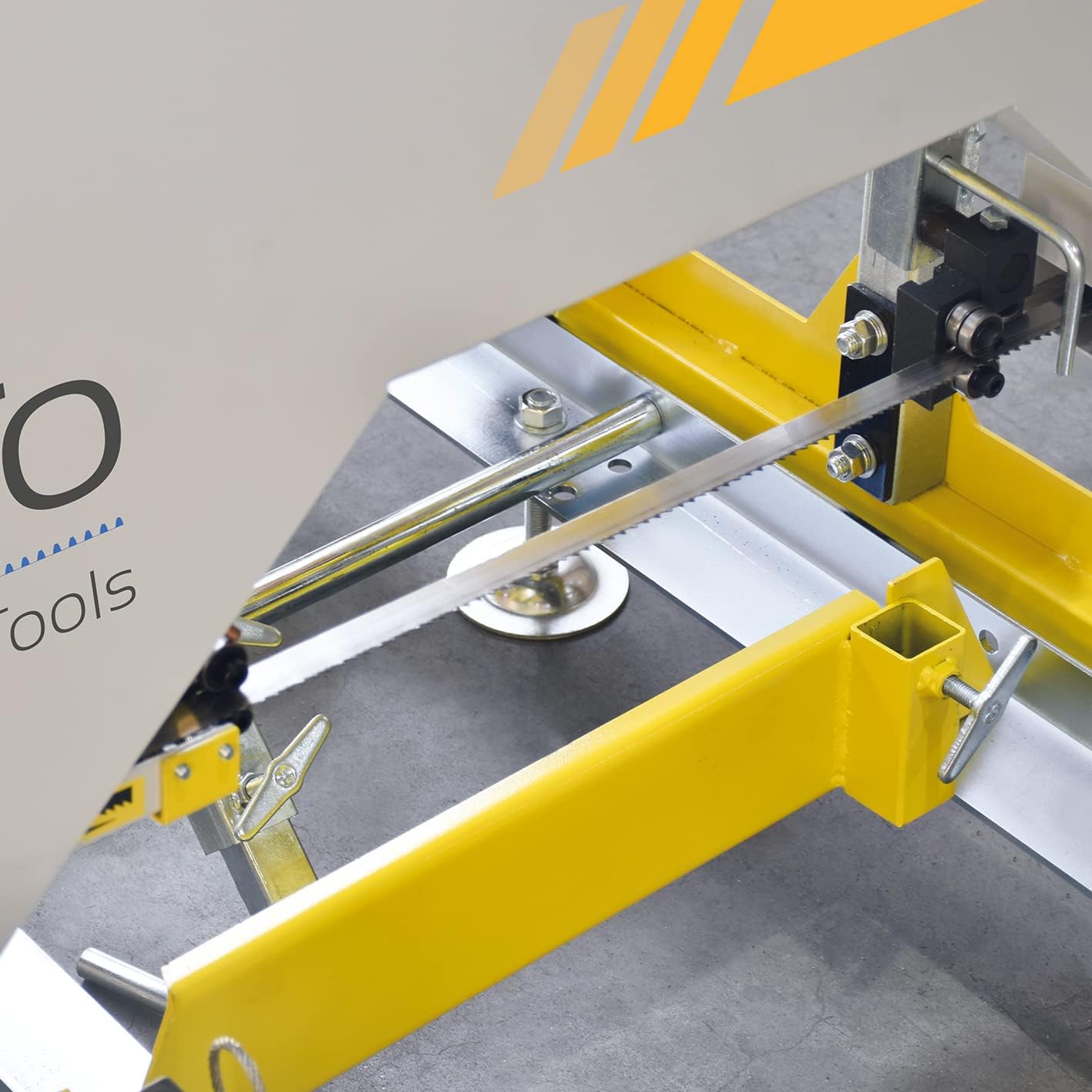 BAMATO Blockbandsäge | BBSW-400 | 3m Rollbahn (Erweiterbar) |2,2 kW Leistung | 400V Elektromotor | beidseitig kugelgelagerte Sägebandführung | Schnellspannsystem