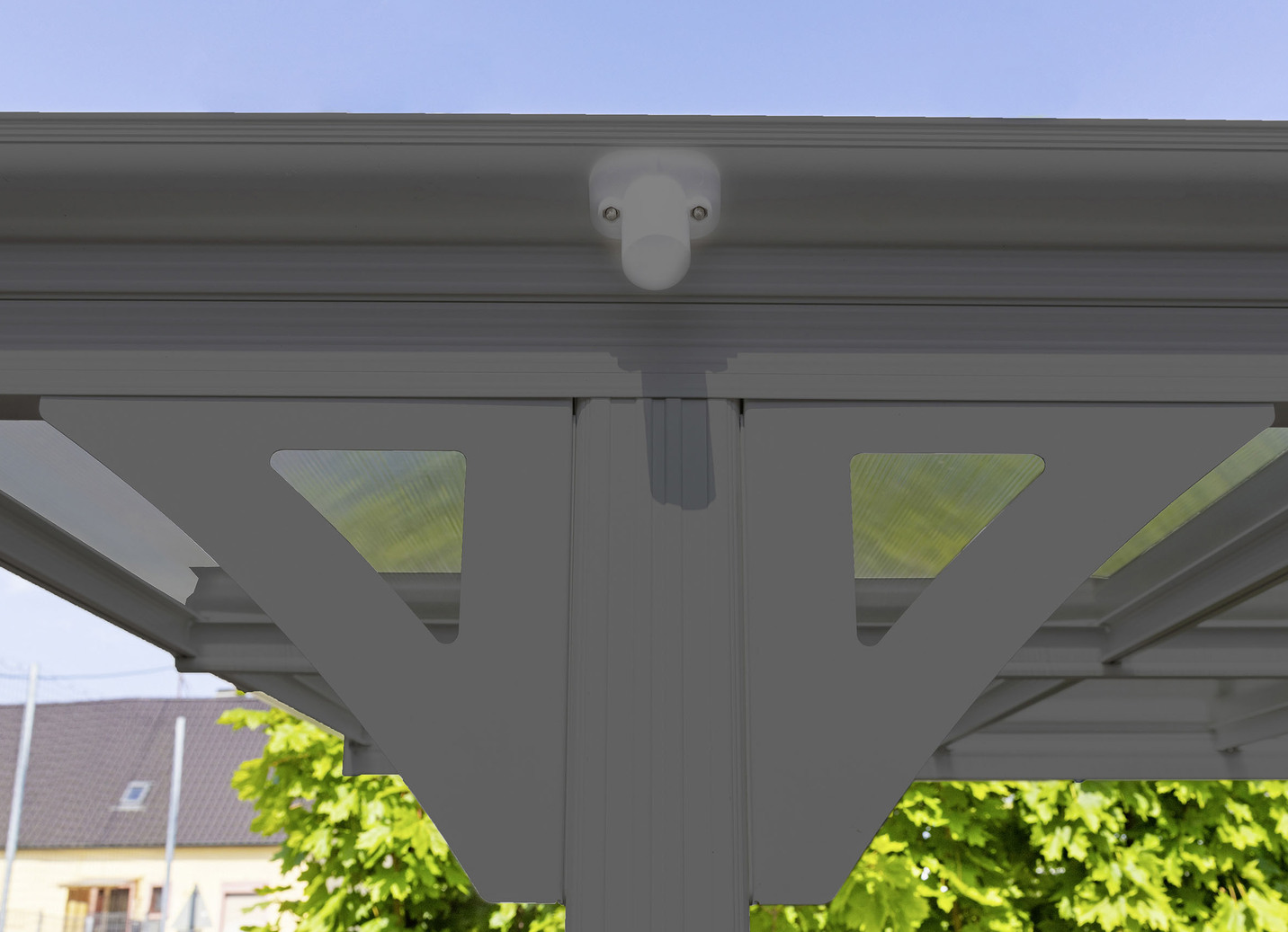 Carport mit Aluminium-Gestell