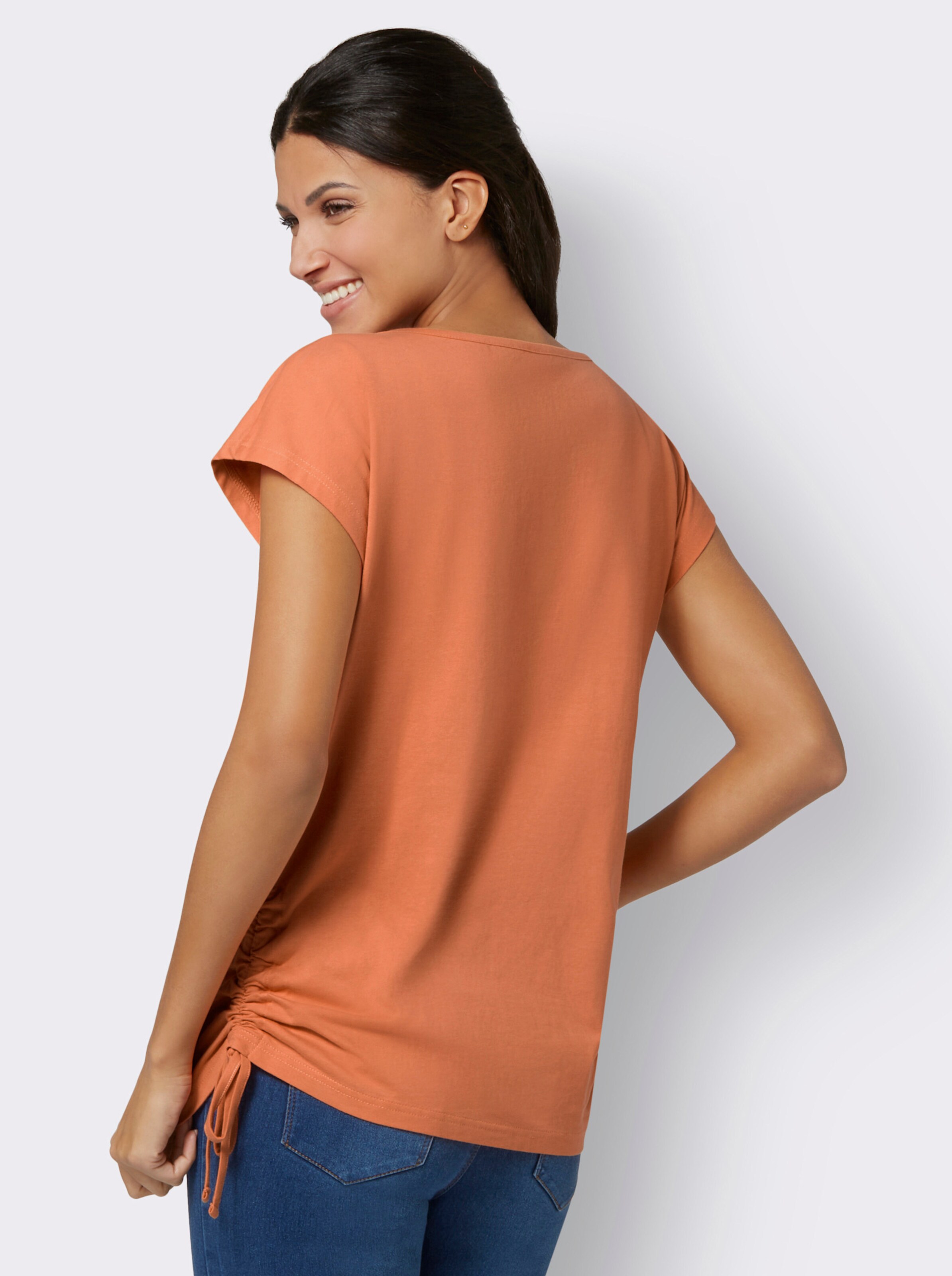 Kurzarmshirt mit U-Boot-Ausschnitt