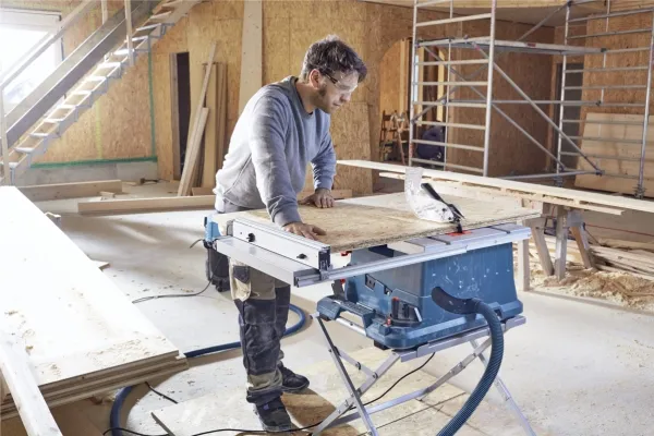 Bosch BORDRUNDSAV GTS 635-216