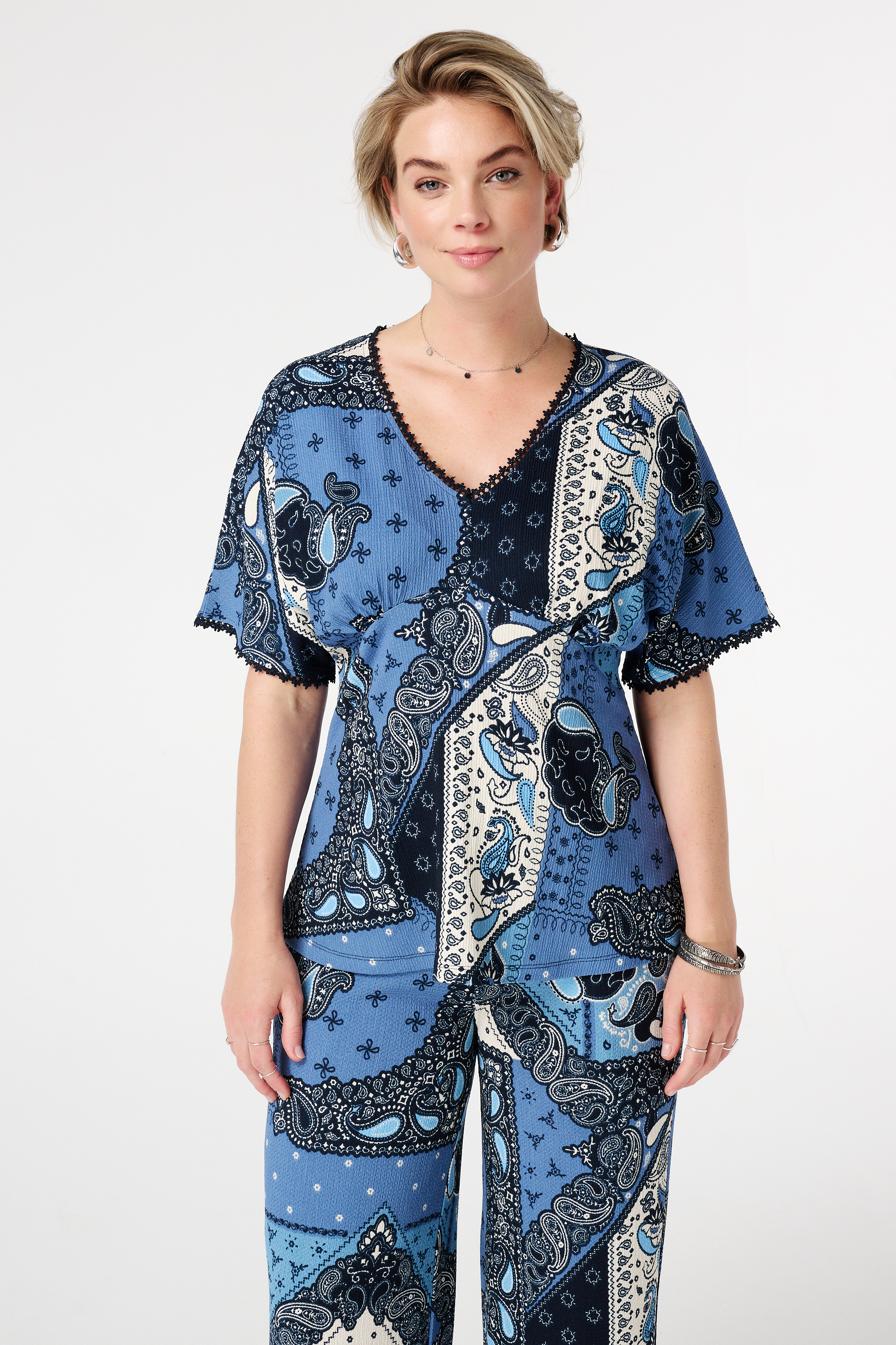 Top met print en subtiele details Multi blue