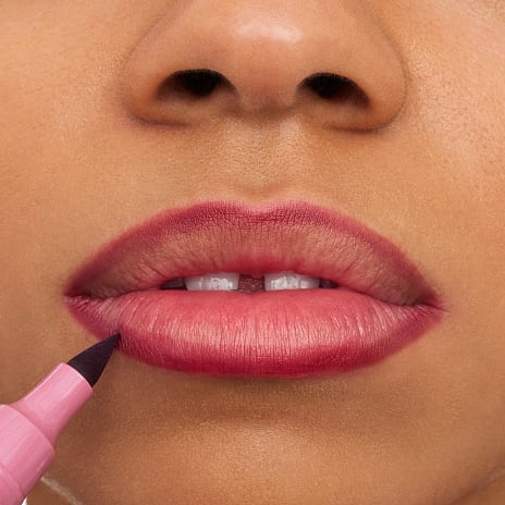 Lipliner 01 Everyone's Nude Pink