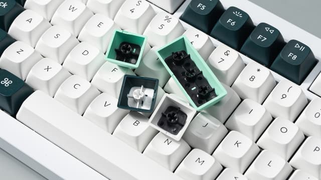 Keychron Q1 HE Shell White Trådløst gaming tastatur