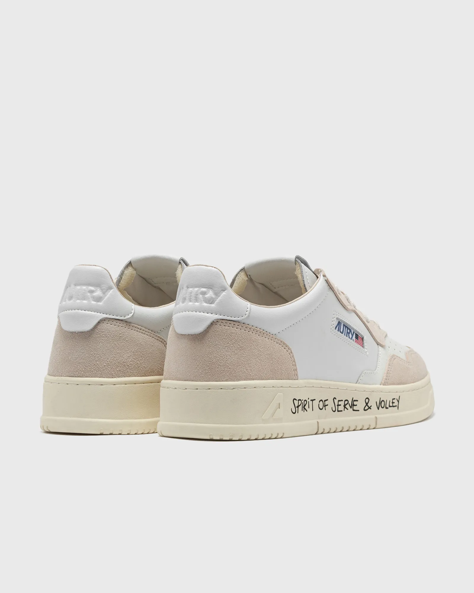 Autry Action Shoes MEDALIST LOW