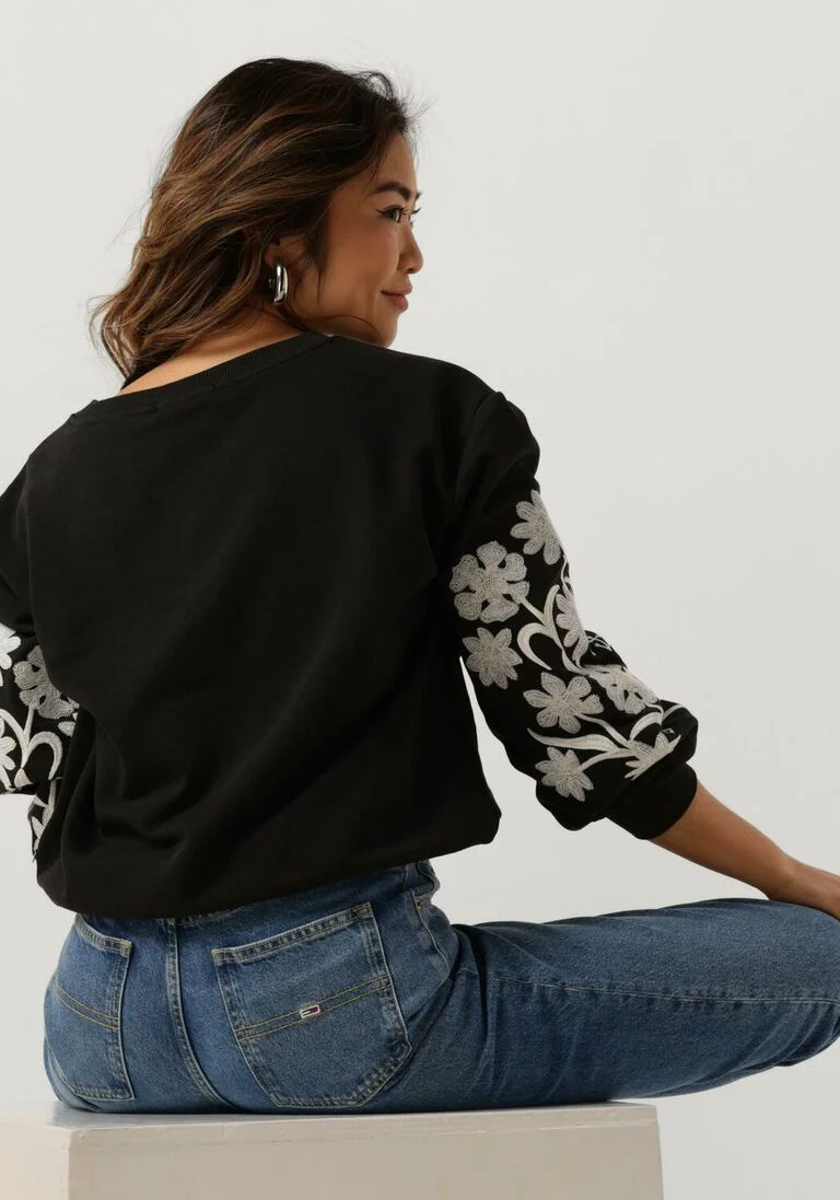 SCOTCH & SODA zwarte scotch & soda trui embroidered sleeve sweatshirt