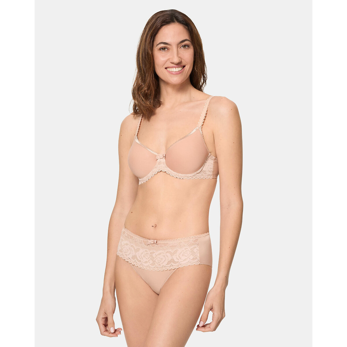 PLAYTEX<br>Sutiã que cobre todo o corpo
