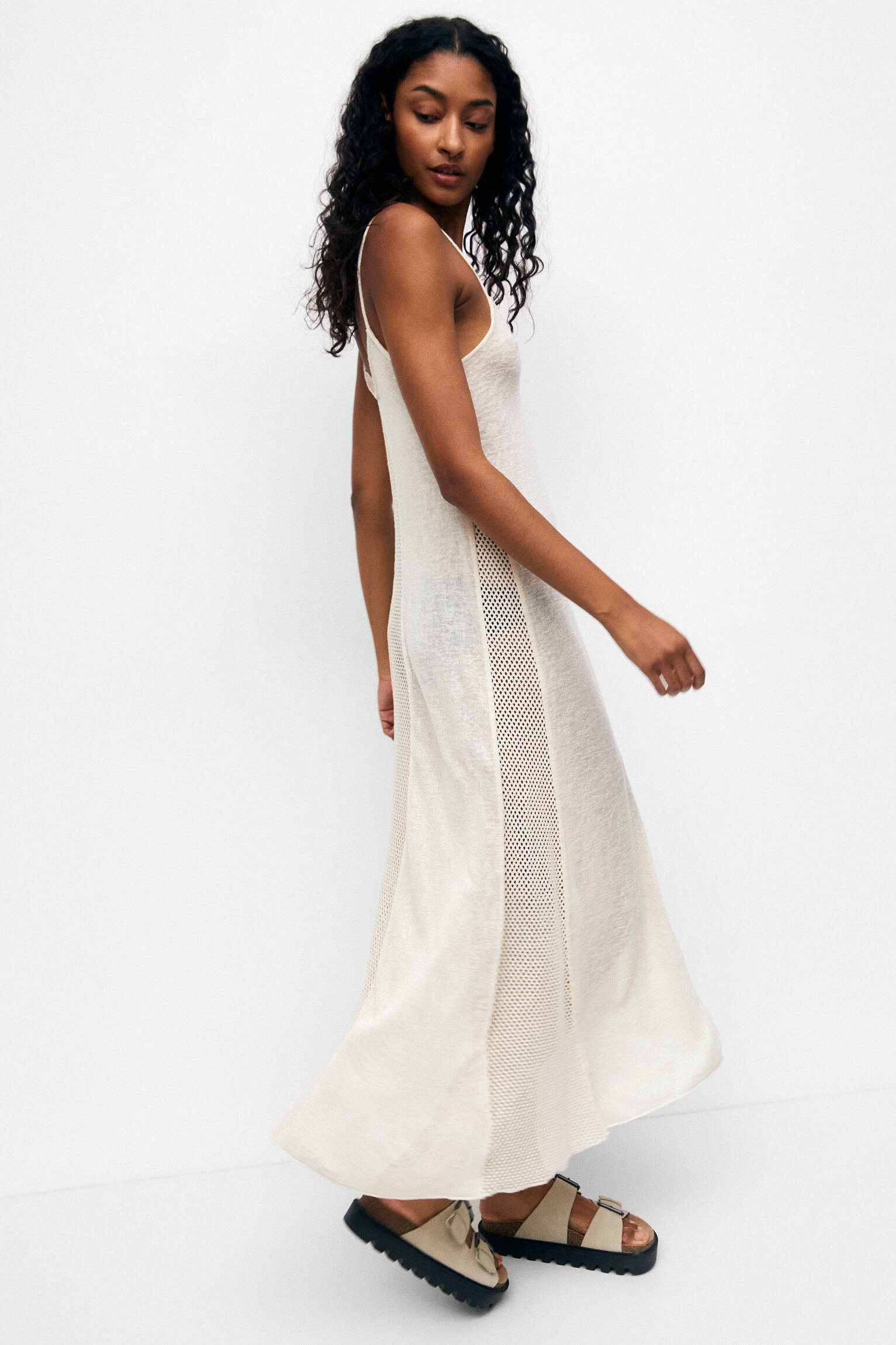 VESTIDO MIDI COM DETALHES EM CROCHÊ - NATURAL