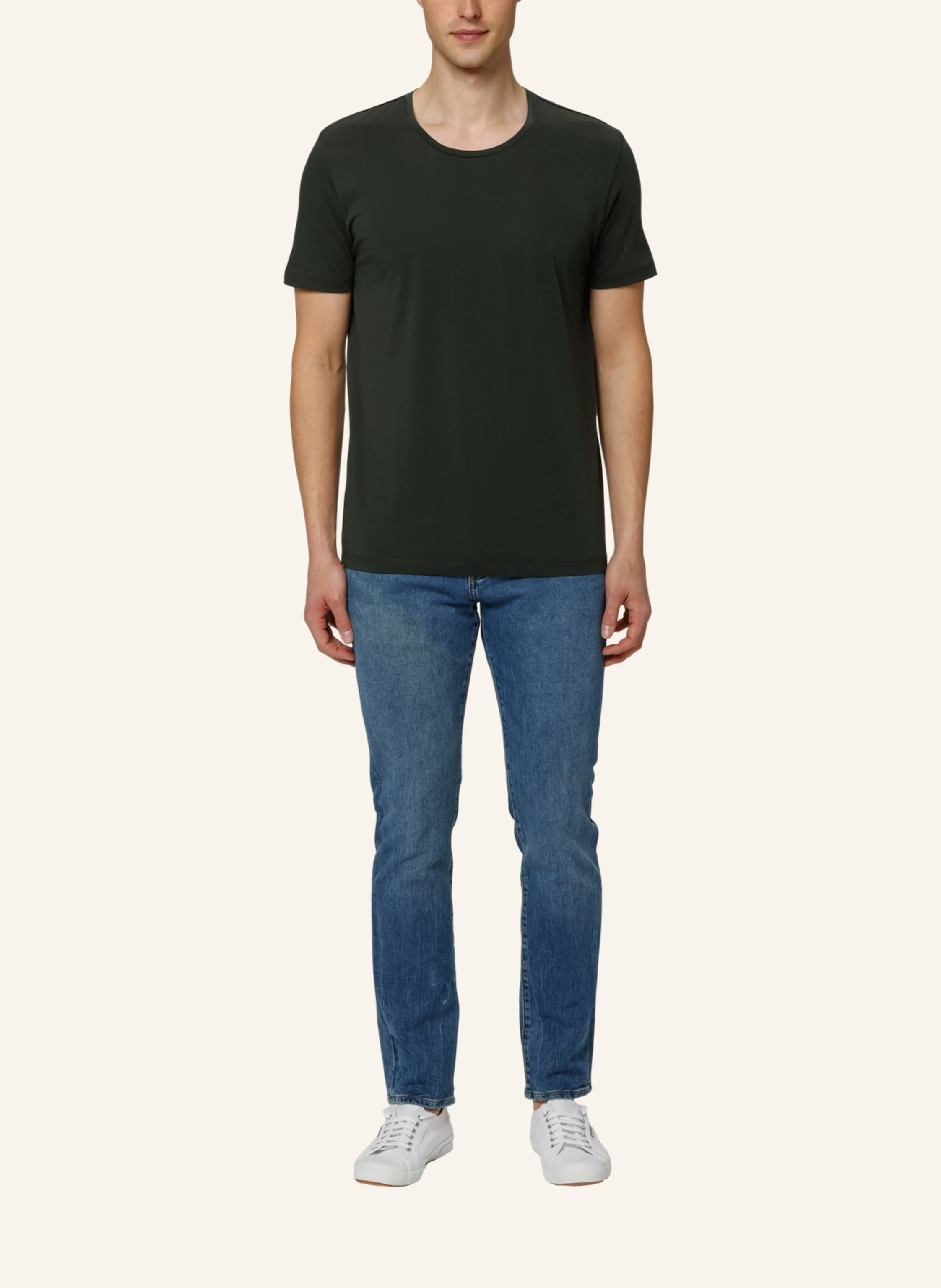 TRUSTED HANDWORK Round Neck 1/2-Sleeve T-Shirt