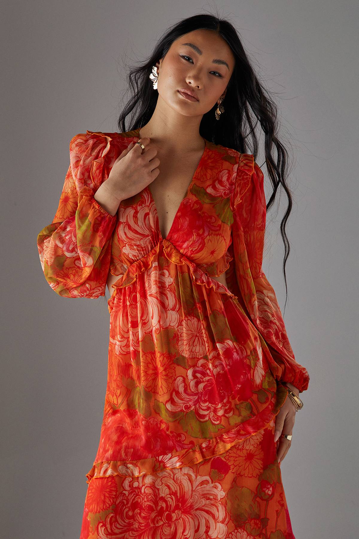 Warehouse Robe Maxi Petite En Mousseline Avec Découpe À La Taille Et Volant