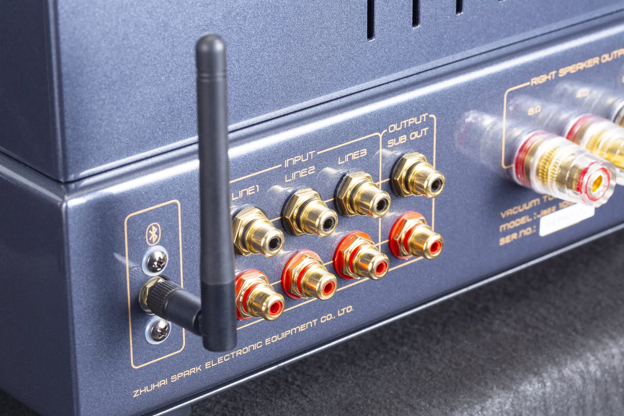 Cayin Jazz 100 Noir Amplis hi-fi stéréo