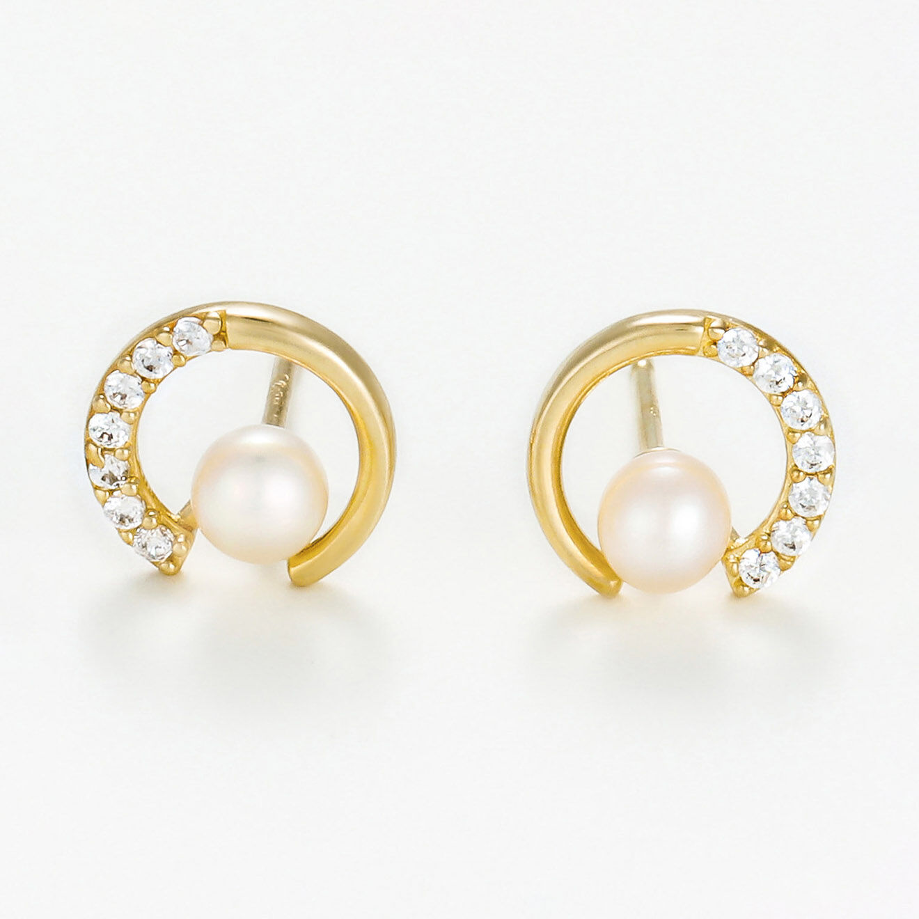 Instant d'Or Boucles d'oreilles Maylee Perles blanches or jaune