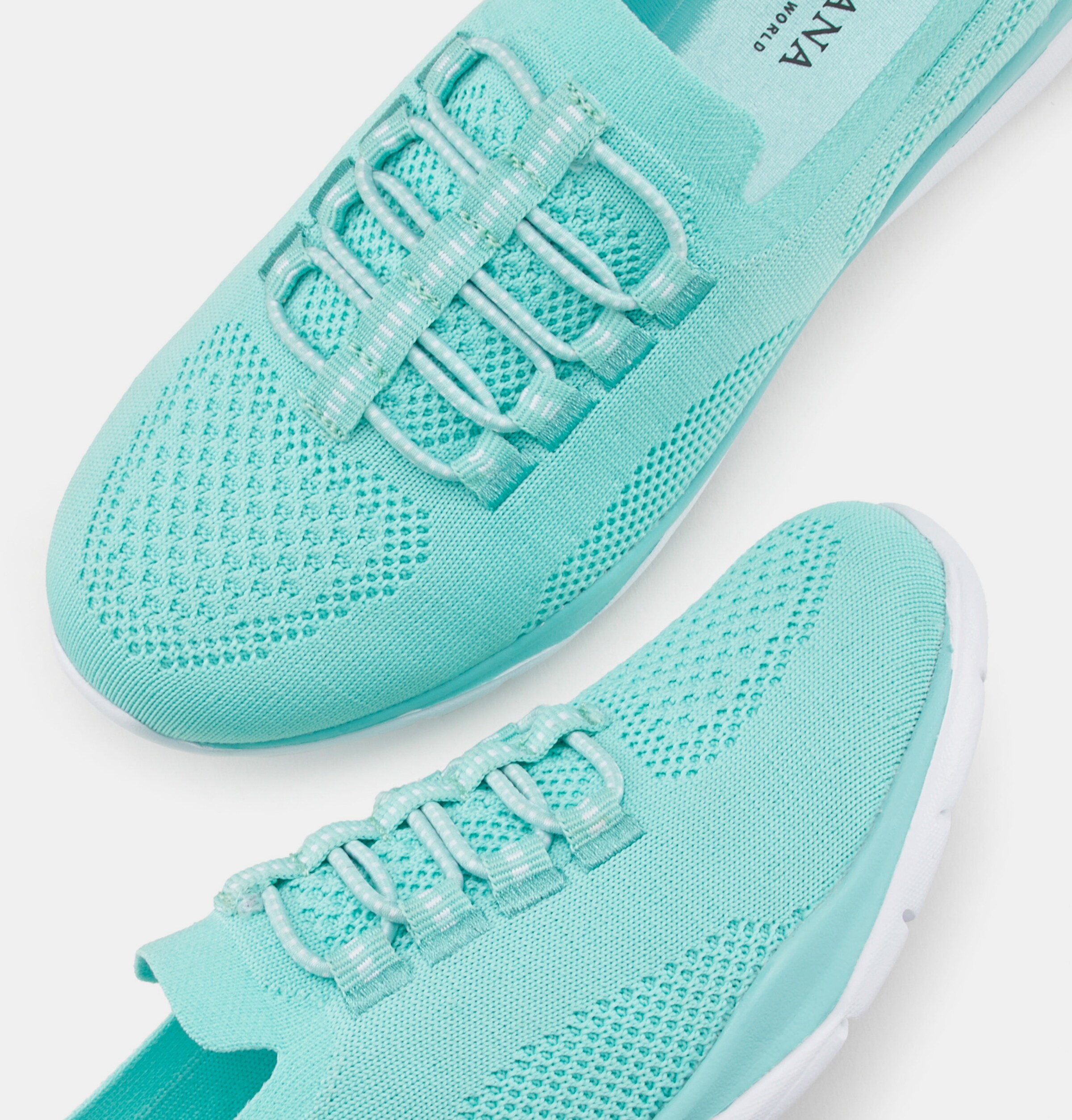 Sneaker