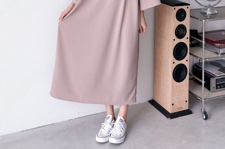 Chubby Girl - 3/4-mouw mock-neck effen halflange losse midi-jurk