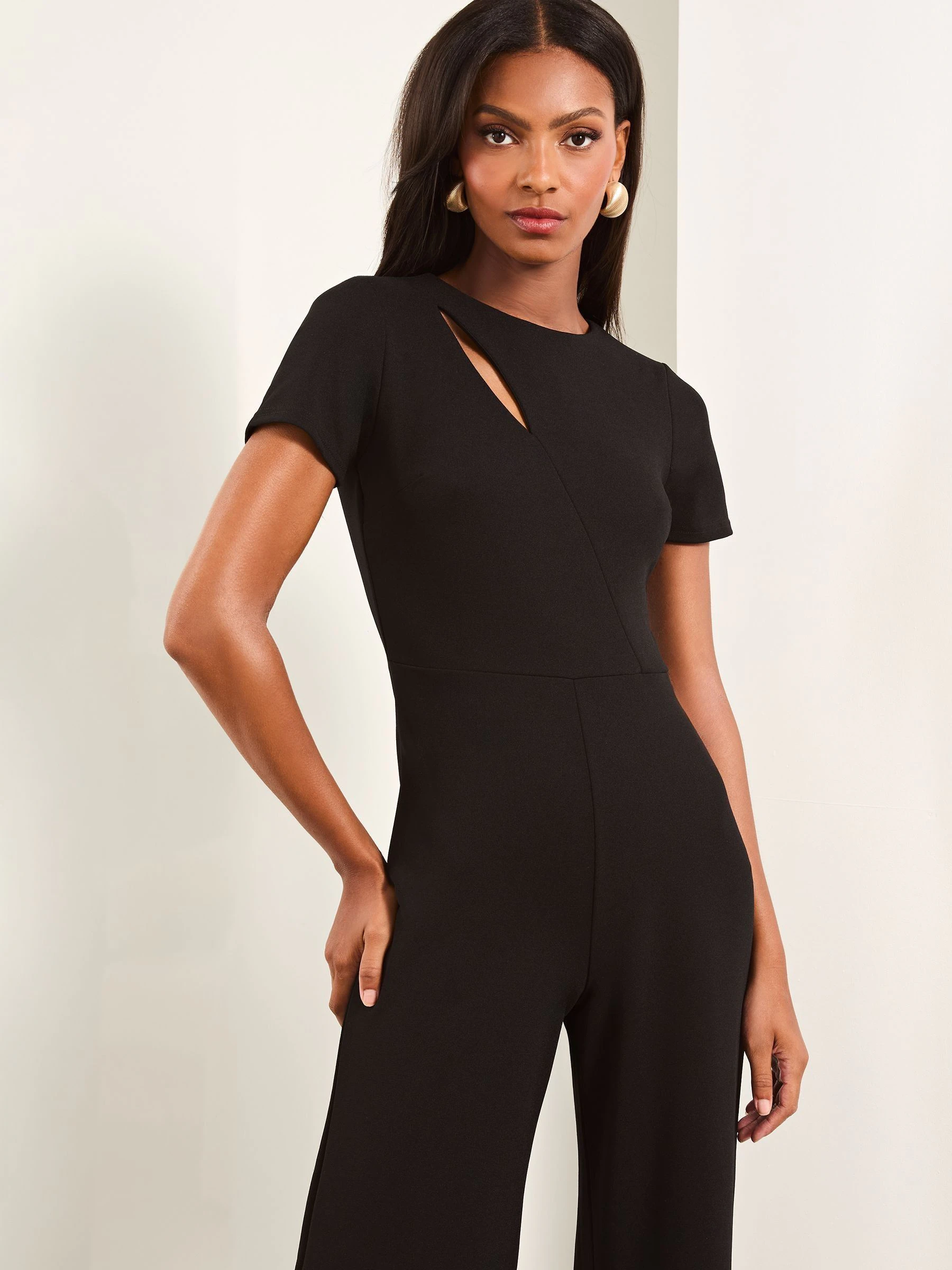 Zwart - Lipsy jumpsuit met korte mouwen en gesplitst detail