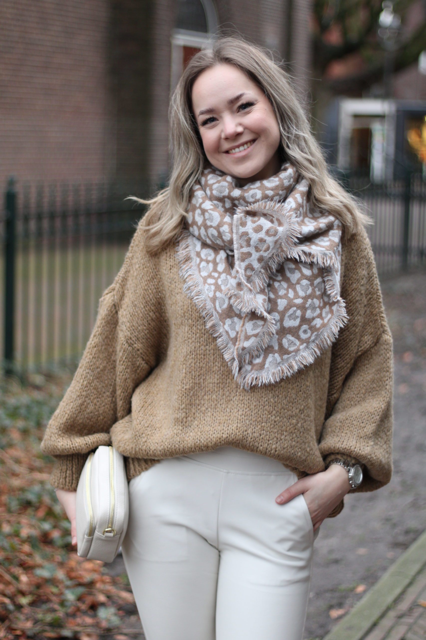 Cheryl Sjaal - Panter Camel