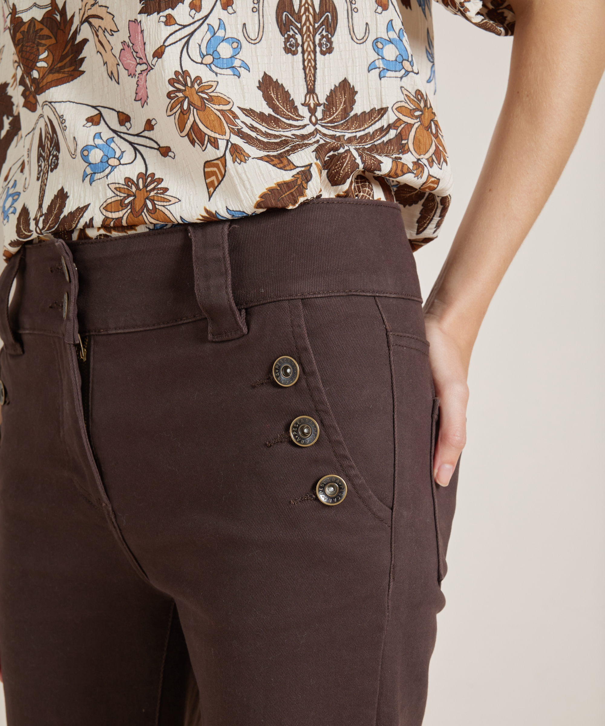 wide fit stretch twill broek knopen