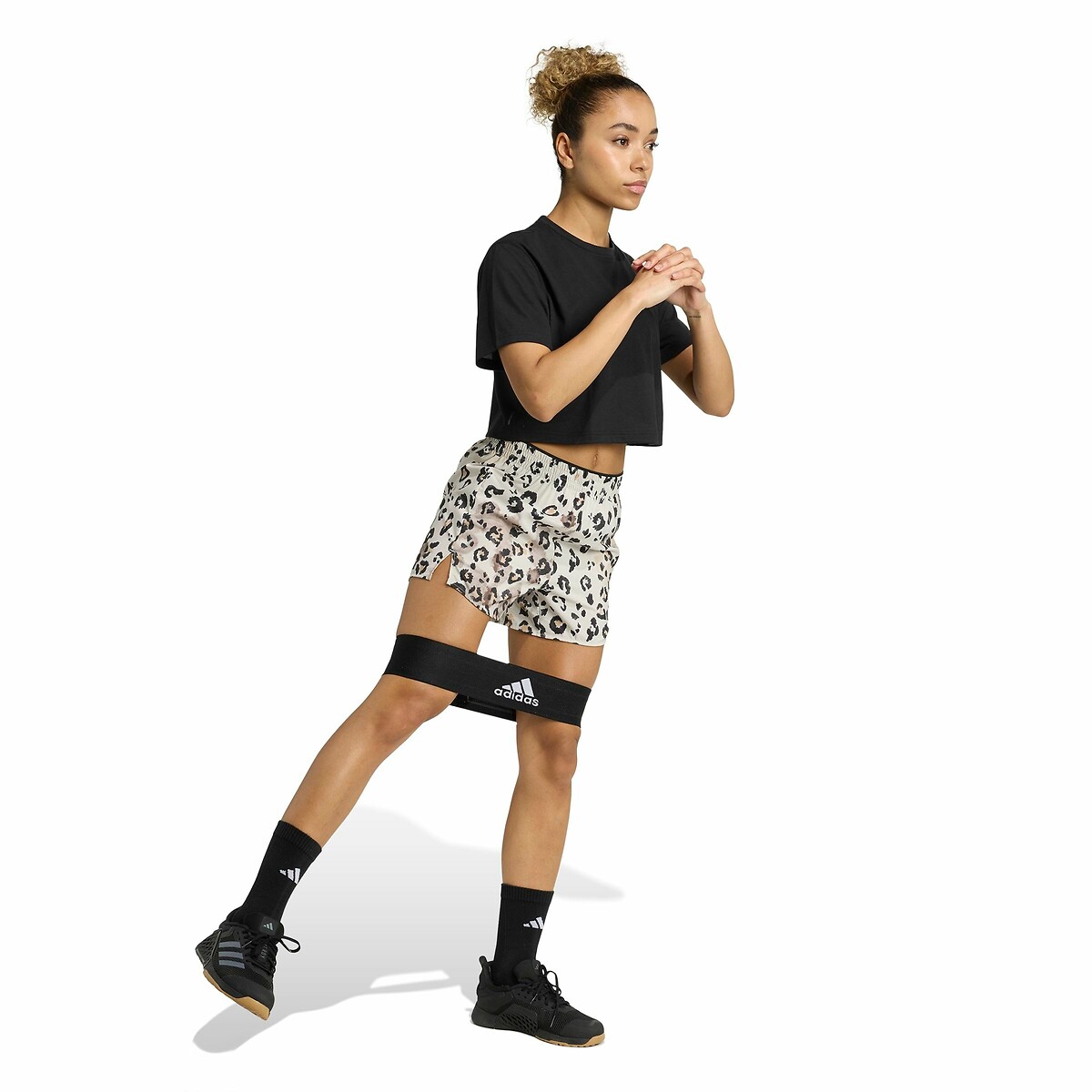 Calções desportivos adidas Performance com estampa de leopardo