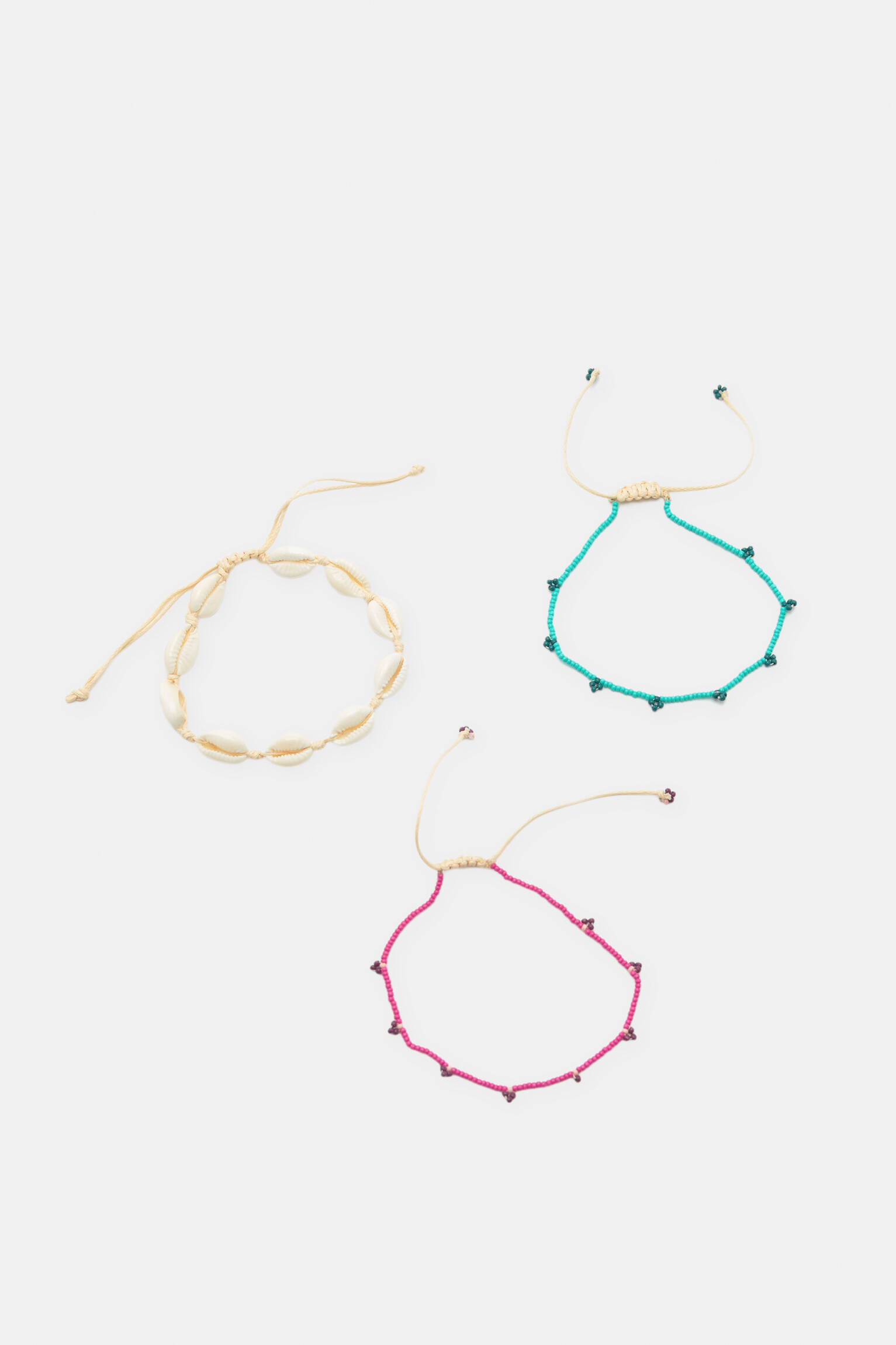 Conjunto de 3 tornozeleiras com conchas e flores - fúcsia