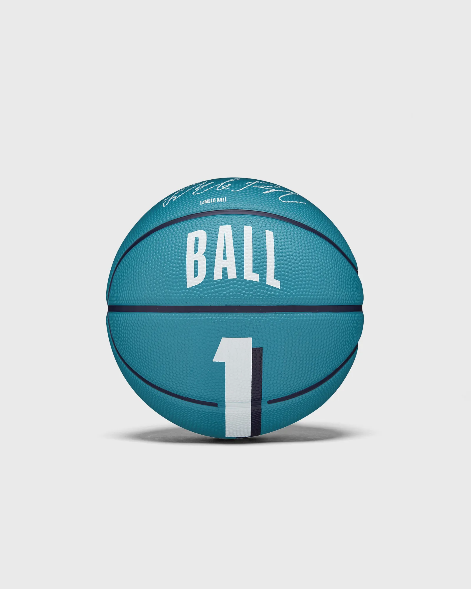 WILSON NBA PLAYER ICON MINI BASKETBALL LAMELO SIZE 3