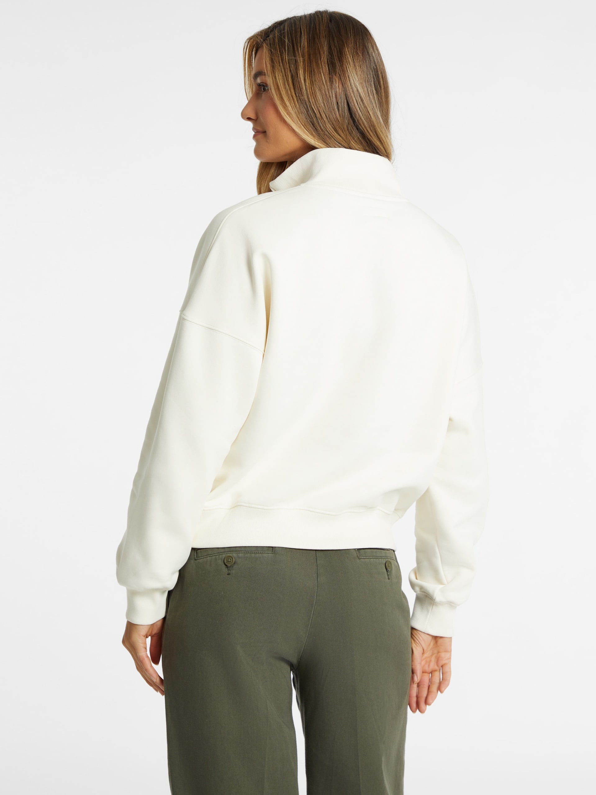 Moletom oversized com mini zíper triangular