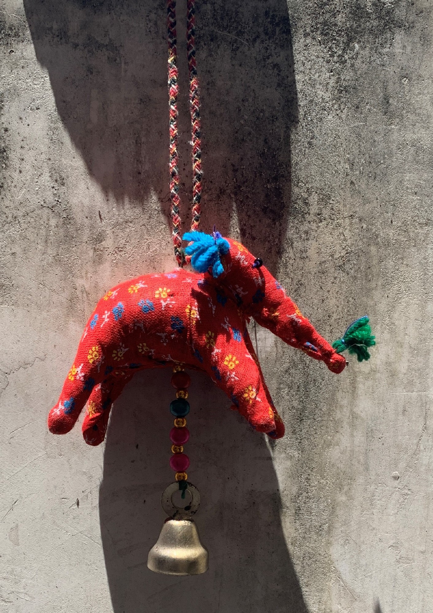 Stoff-Aufhänger 'Elefant', rot, H 8 cm von fischer's lagerhaus