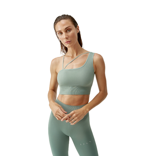 Top Born Living Yoga Salma