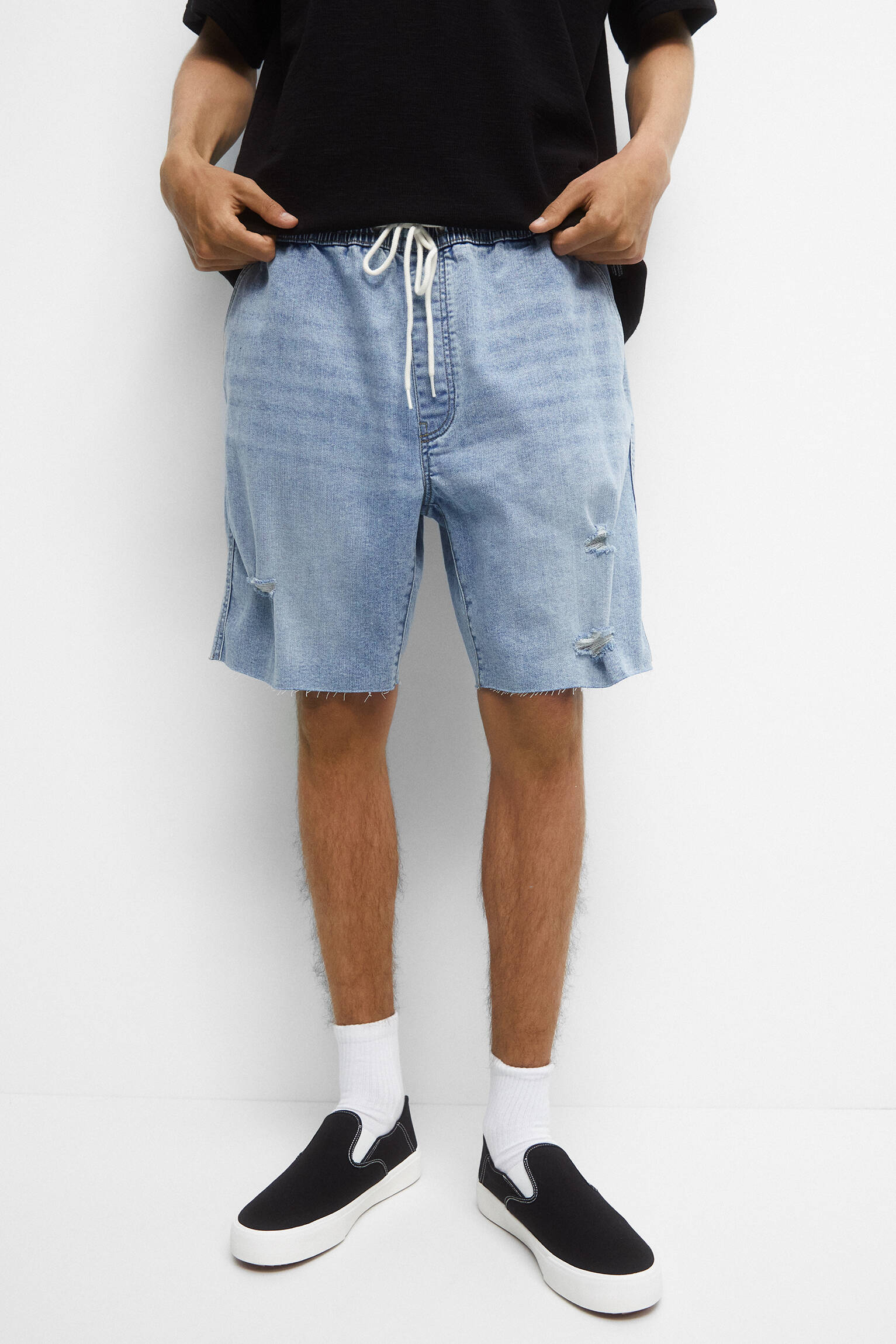 Bermuda Jogger Rasgada - Azul Claro