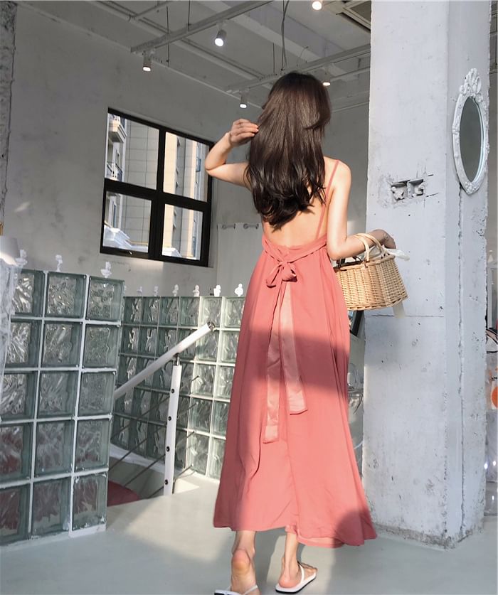 LINSI - Spaghettibandjes Maxi-jurk met open rug en effen kleur
