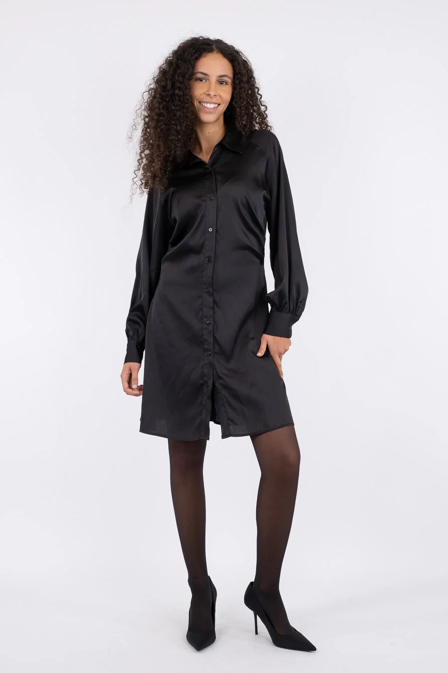 Neo Noir  Naila Sateen kjole - sort