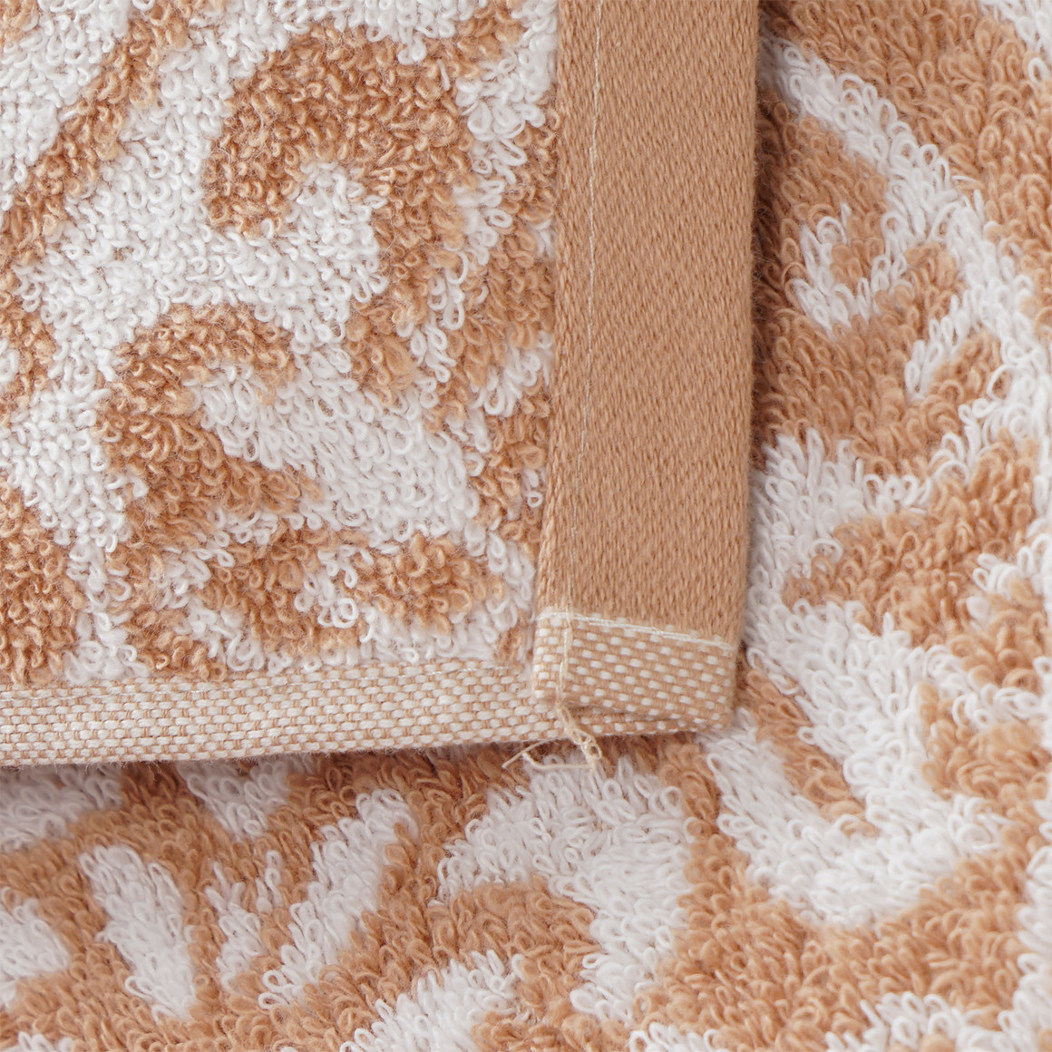 My Home Duschtuch mit orientalischem Muster terracotta