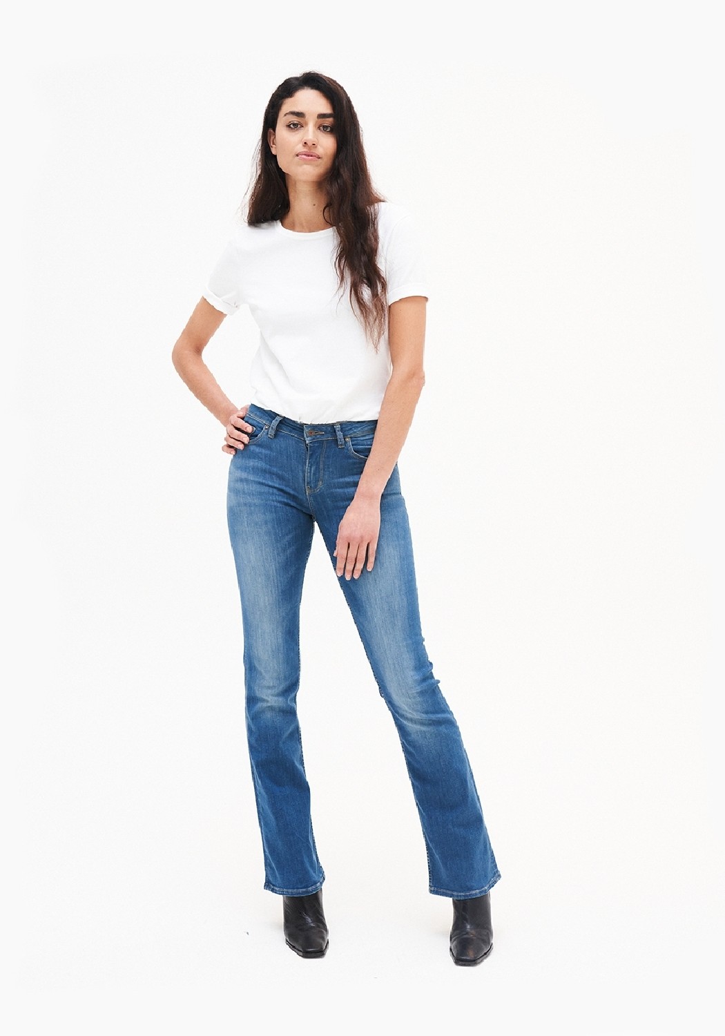 Kuyichi Damen-Jeans Amy Bootcut Essential Medium Blue