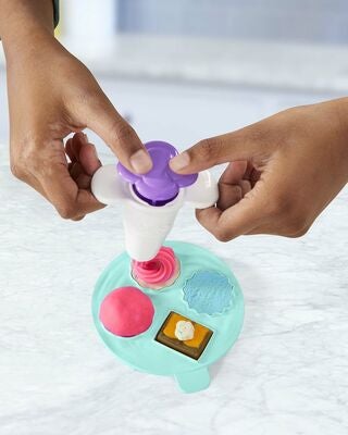 Play-Doh Modelleire Magical Mixer Playset