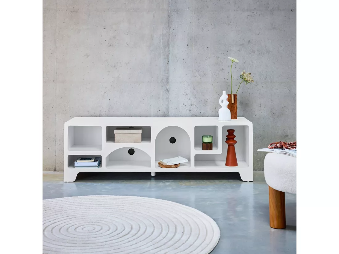 Meuble tv organique effet bois blanc 160cm avec plusieurs niches 7 compartiments de rangement L160cm