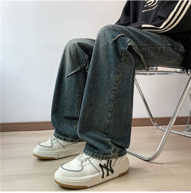 Plummie - Mid Rise Washed Straight Leg Jeans