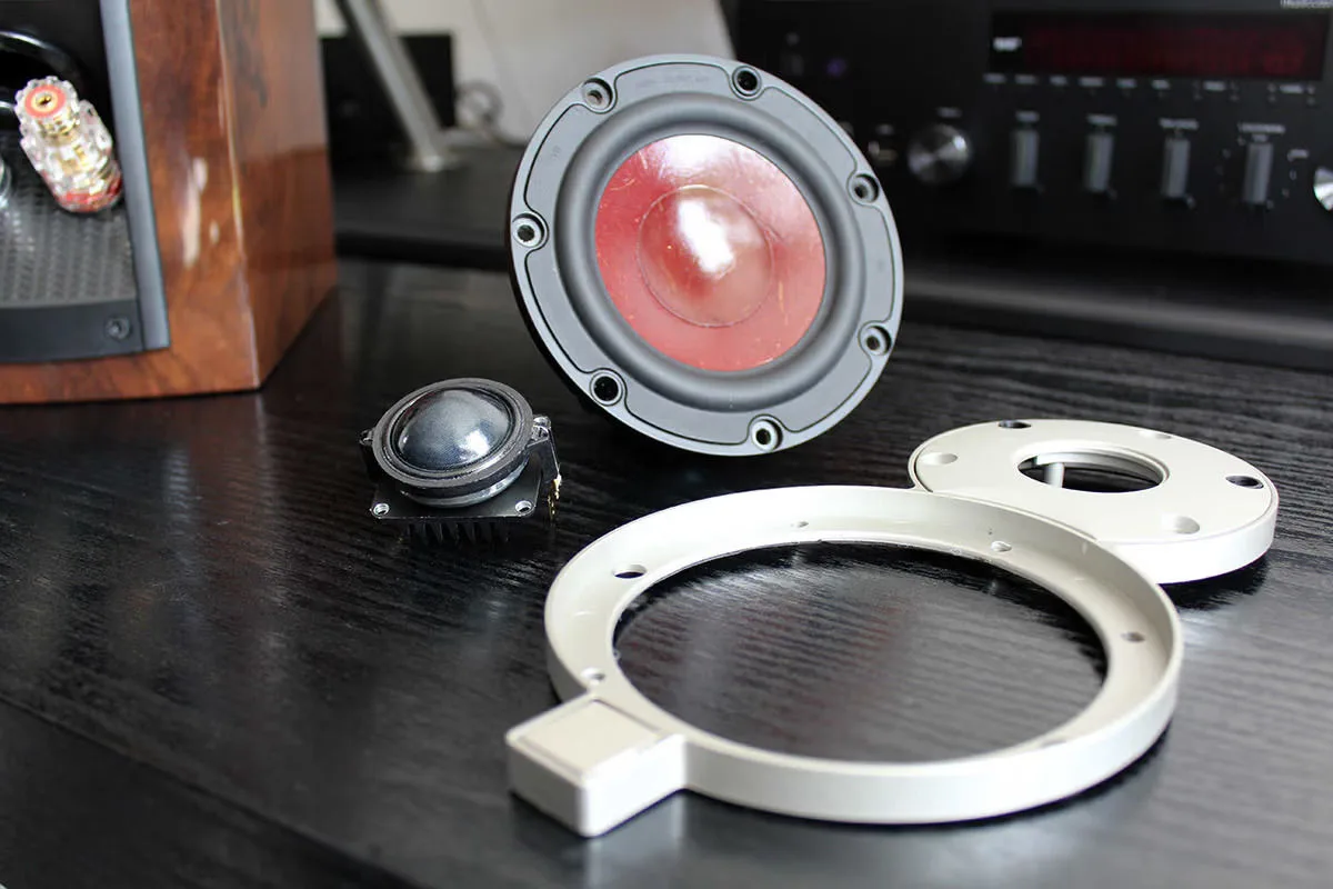 Cambridge EVO 150   Dali Menuet Special Edition (la paire)   NorStone CL250 (5 m) Chaînes hi-fi composées