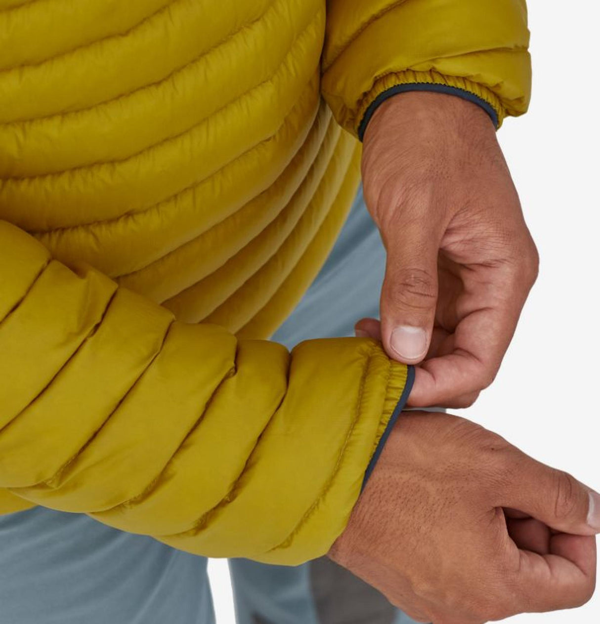 Patagonia<br>M's AlpLight Down P/O