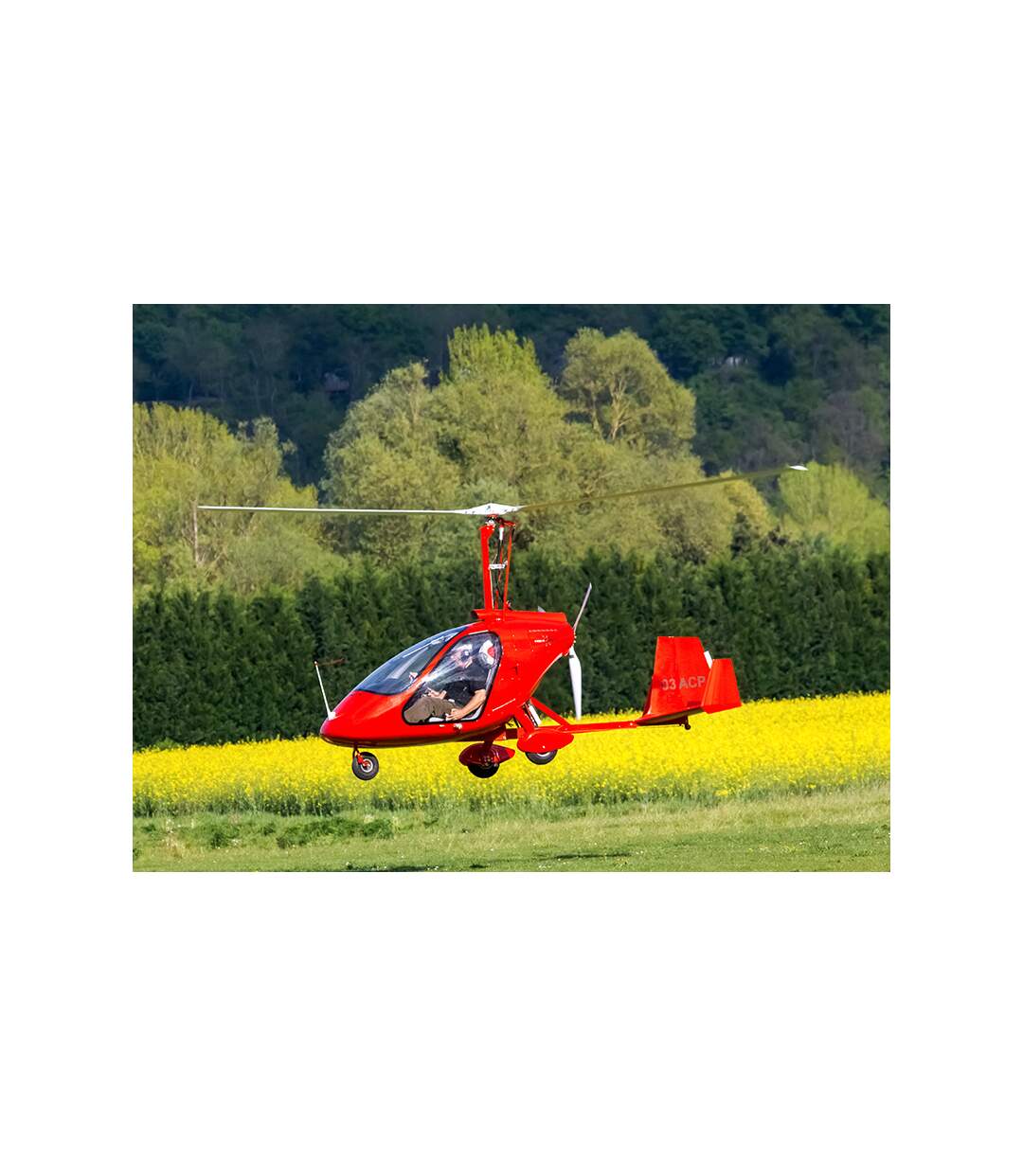 Baptême de l'air en autogire de 20 min dans le Cantal - SMARTBOX - Coffret Cadeau Sport & Aventure