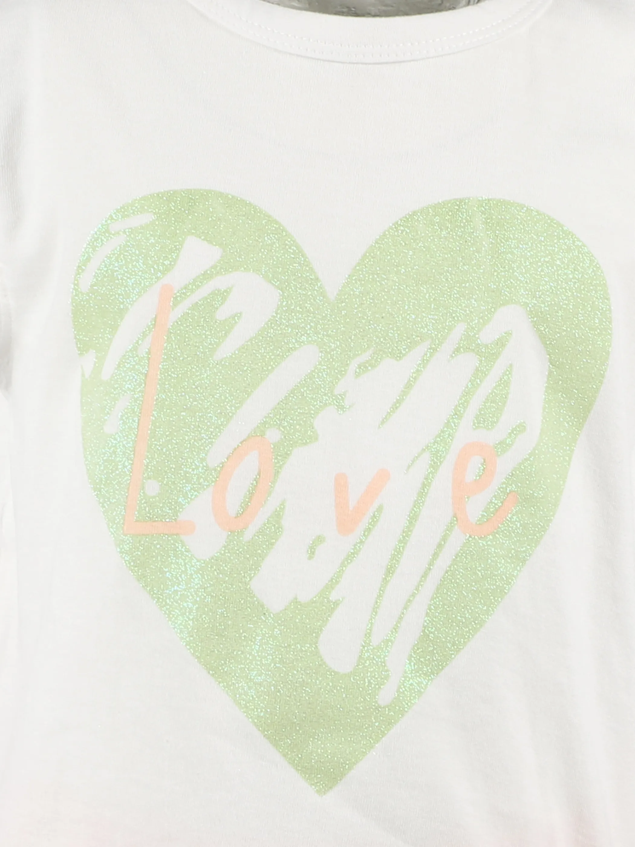 Mädchen Pyjama mit Herzchenmotiv