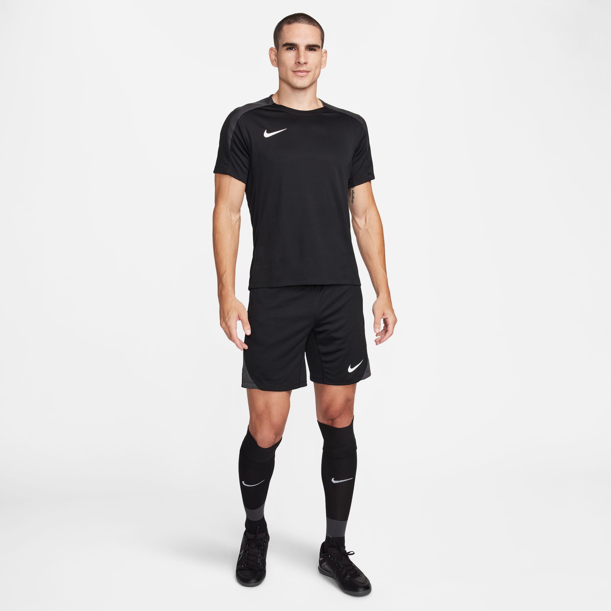 Strike Football Tee Herre 010/Black/Black/Anthracite/White