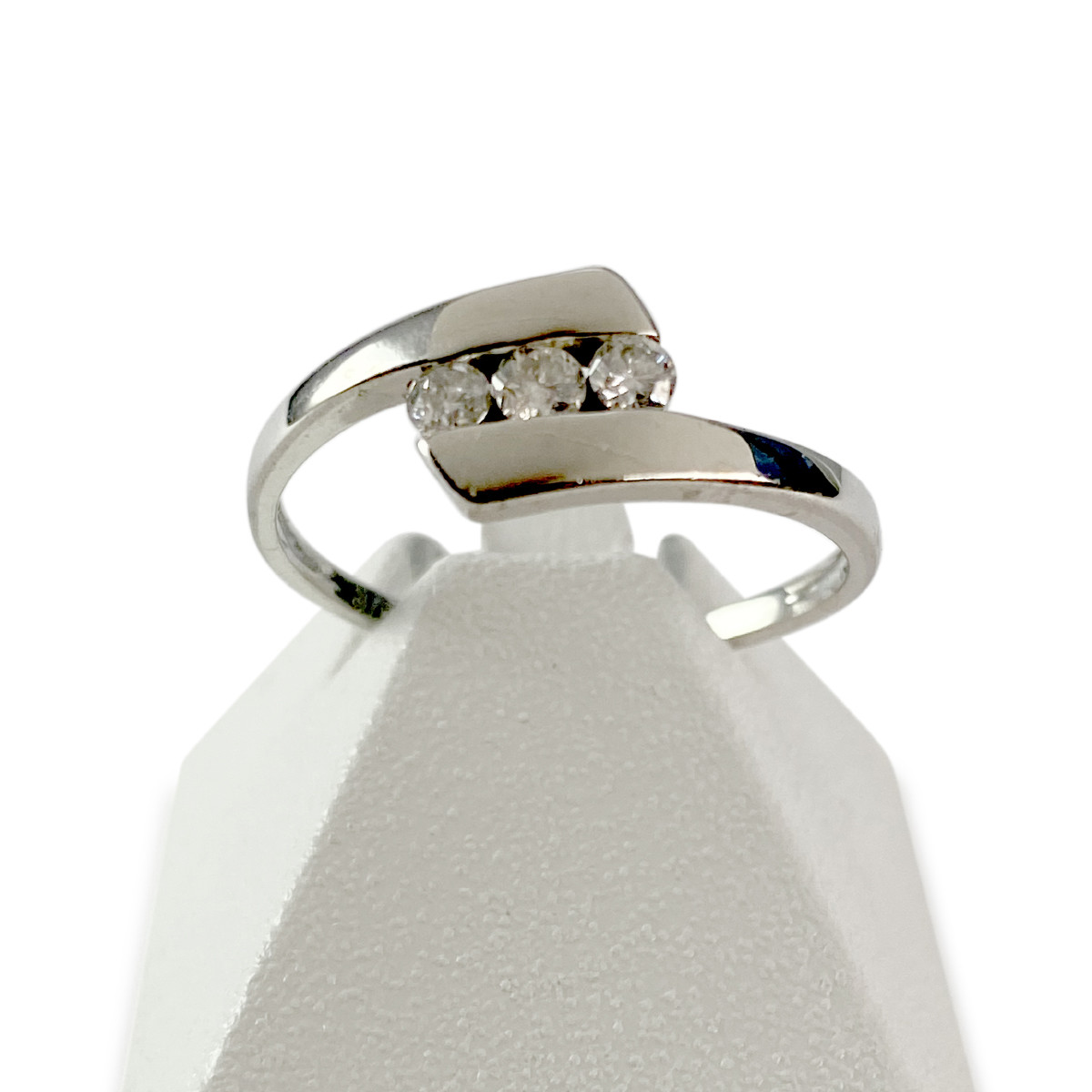 Bague d'occasion or 375 blanc diamants