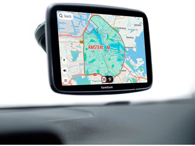 TomTom Navigationsgerät GO Superior 7